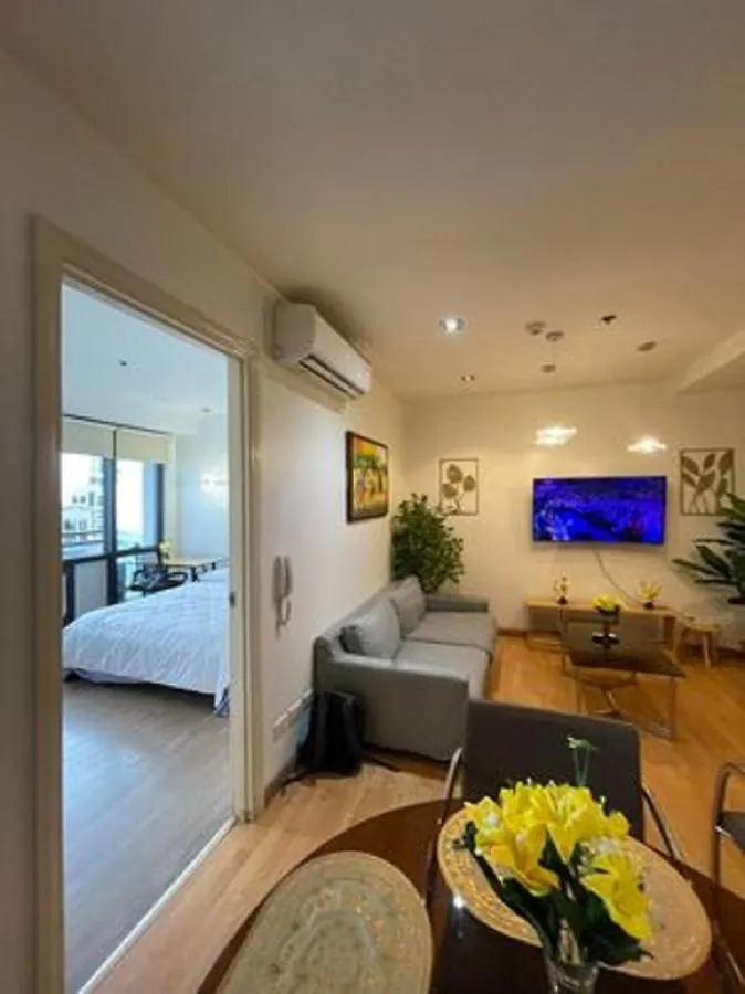Luxurious 2Br Penthouse In Makati Hotel Makati City